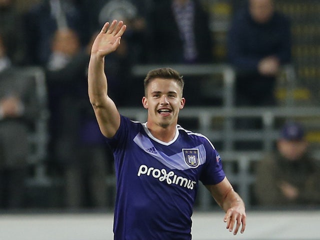 Dendoncker 'turns down Palace, Wolves'