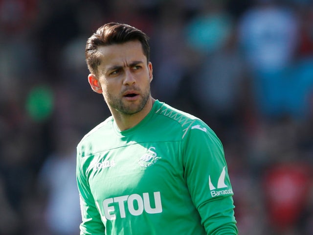 West Ham told to pay £7m for Fabianski?