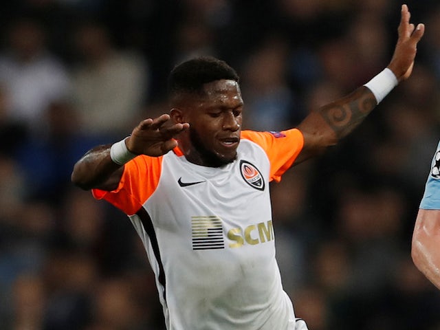 Fred completes move to Manchester United