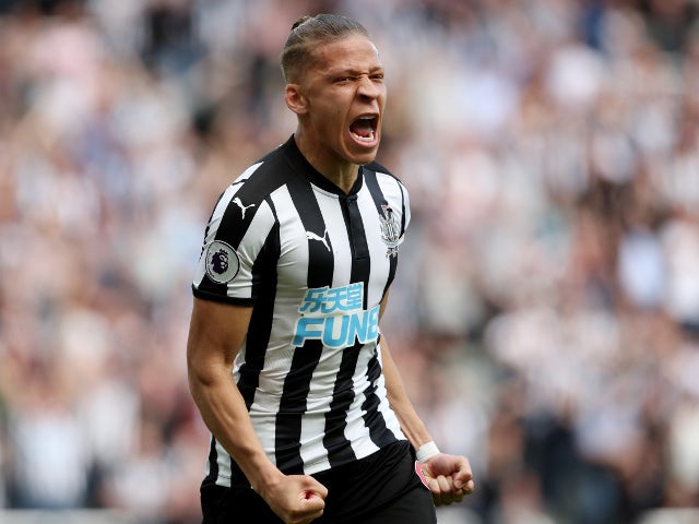 Newcastle United's Dwight Gayle celebrates scoring against Chelsea on May 13, 2018  