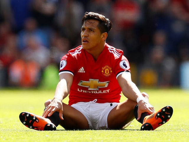 Alexis Sanchez set to miss Christmas period due to injured hamstring
