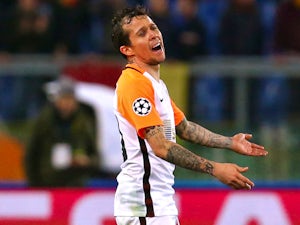 Chelsea 'favourites to sign Bernard'