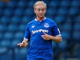 Tom Davies in action for Everton during a pre-season friendly on July 18, 2018