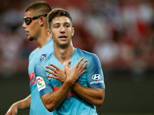 Fulham seal loan deal for Luciano Vietto