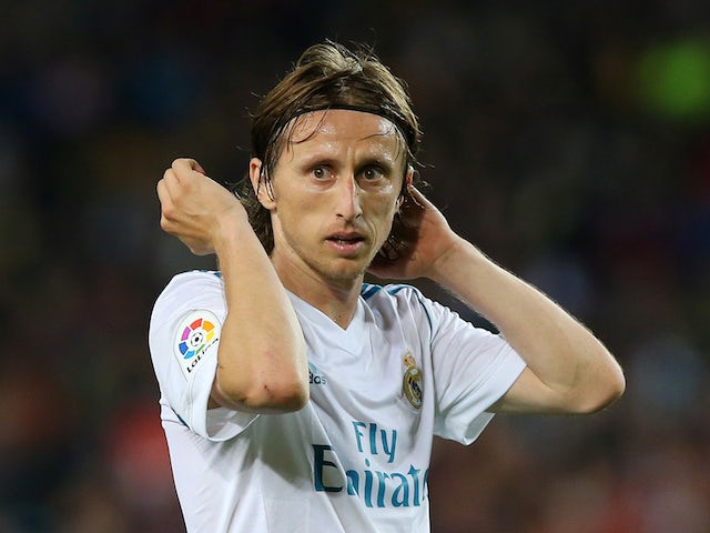 Luka Modric agent meets with AC Milan?