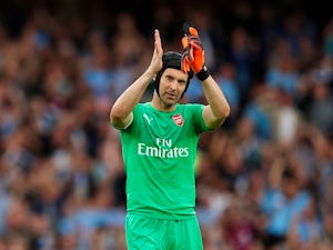 Emery defends decision to start Cech