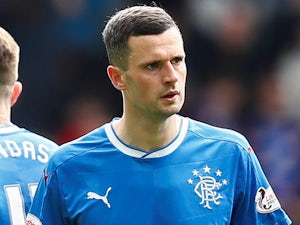 Rangers send Jamie Murphy on loan to Burton