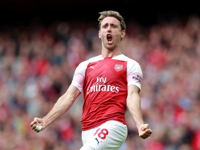 Arsenal 'continue search for Monreal replacement'