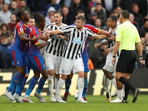 Newcastle hold Palace for second league point