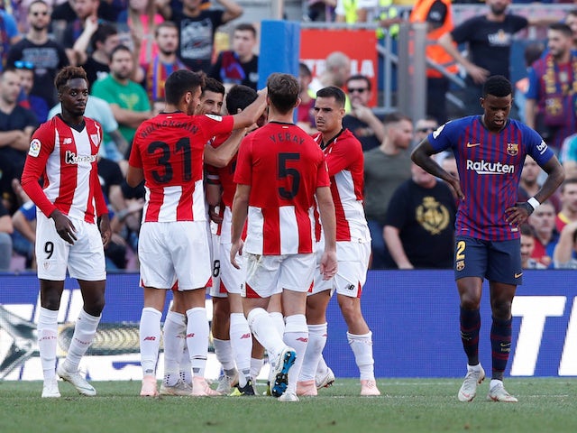 Athletic Bilbao celebrate opening the scoring against Barcelona on September 29, 2018