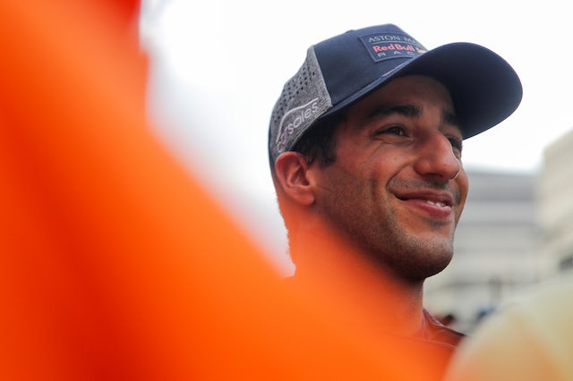 Ricciardo will complete 2018 season - Horner