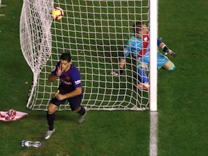 Barcelona salvage late win against Vallecano
