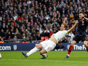 Kane fires England into semi-finals