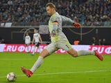 Manuel Neuer in action for Germany on November 15, 2018