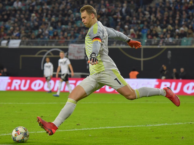 Manuel Neuer in action for Germany on November 15, 2018