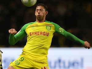 Sala undergoes Cardiff medical as Bluebirds close in on club-record signing