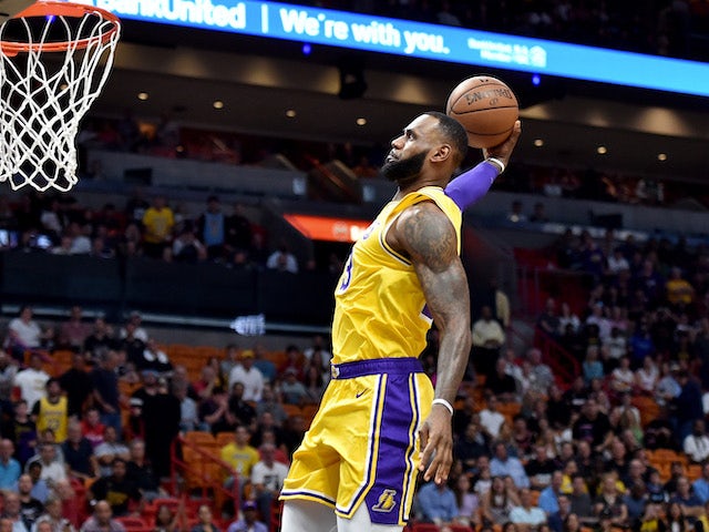LeBron James scores 51 points to lead Los Angeles Lakers past Miami Heat