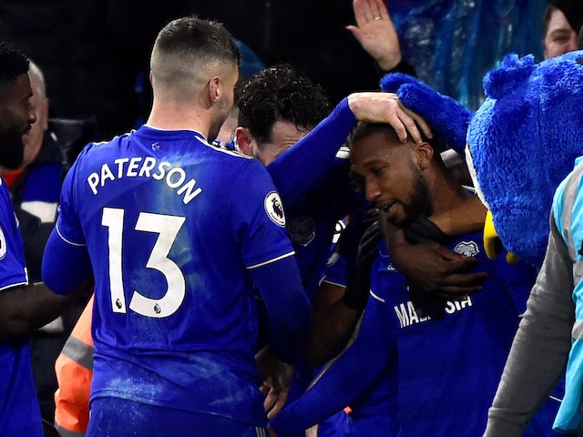 Hoilett hails 'great tactician' Warnock after Cardiff tame Wolves