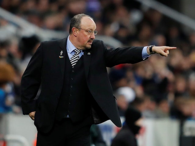 Rafael Benitez backs Manchester United to have say in title race