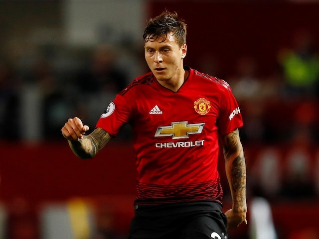 Victor Lindelof signs new Manchester United deal to 2024