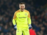 Everton goalkeeper Jordan Pickford celebrates on December 5, 2018