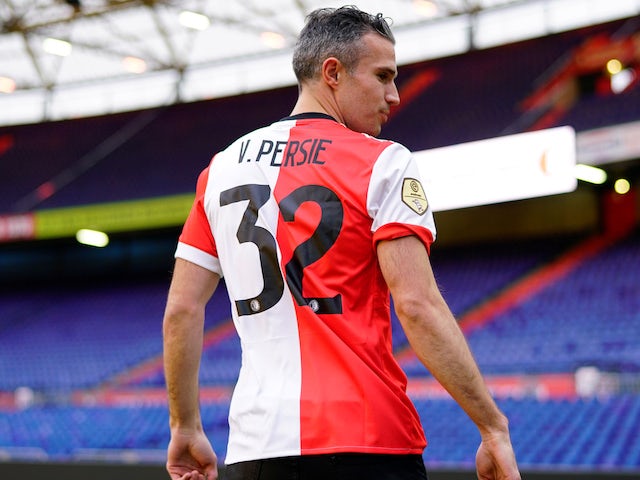 Van Persie on target in routine Feyenoord win over VVV-Venlo