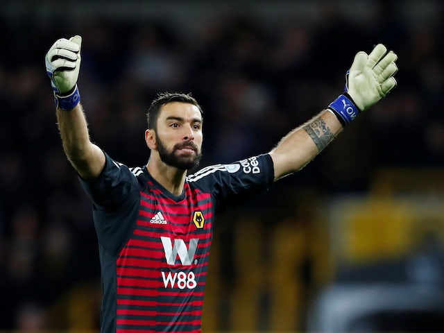 Rui Patricio in action during the Premier League game between Wolverhampton Wanderers and Chelsea on December 5, 2018