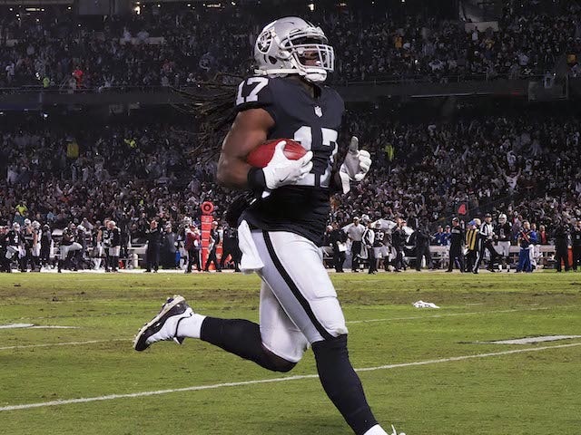 Oakland Raiders gifted 27-14 win over Denver Broncos