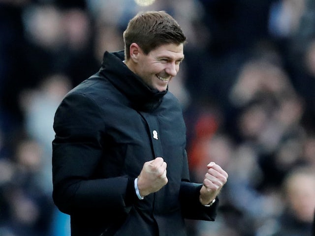 Dreamy Defoe puts a smile on Gerrard's face