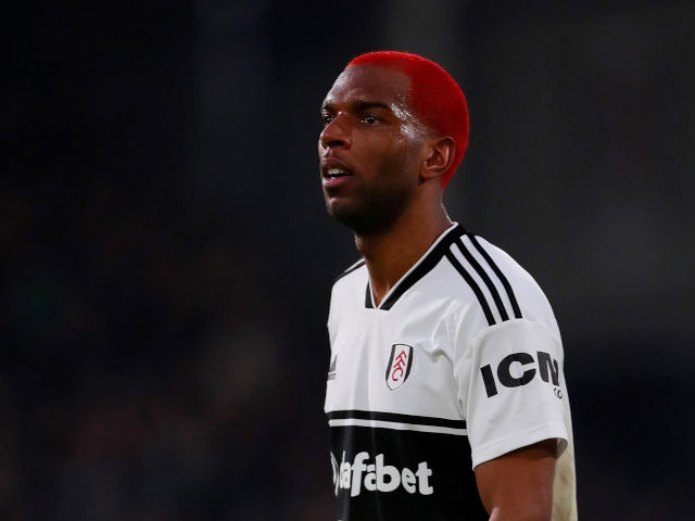 Fulham forward Ryan Babel playing against Tottenham Hotspur in the Premier League on January 20, 2019.