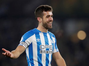 Stoke City sign Tommy Smith from Huddersfield Town