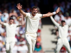 England close in on third Test victory against West Indies