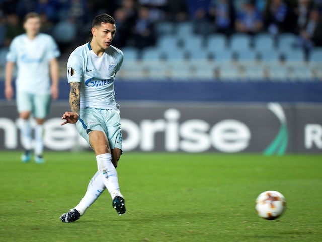 PSG 'beat Chelsea to Leandro Paredes'