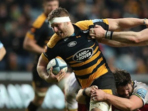 Thomas Young signs new Wasps contract to keep Wales career on hold
