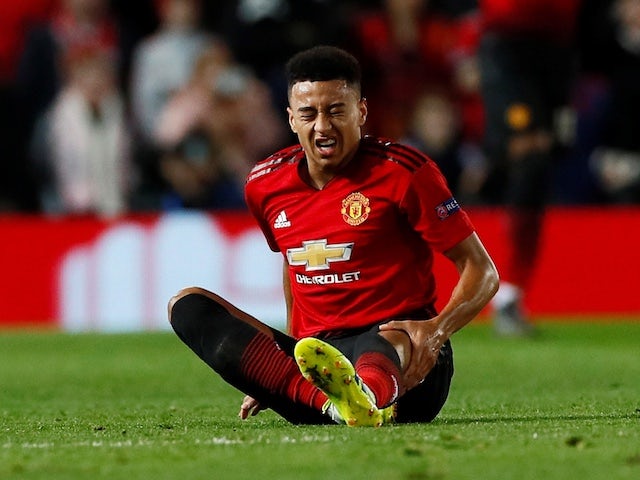 Martial and Lingard sidelined for at least two weeks