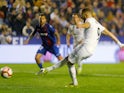 Real Madrid forward Karim Benzema scores from the penalty spot against Levante on February 24, 2019