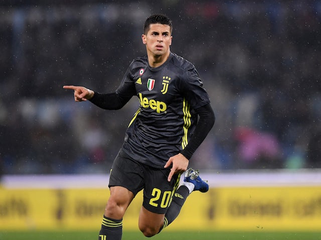 Manchester City 'closing in on Joao Cancelo'