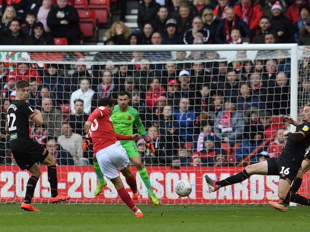 Result: Forest boost play-off hopes with convincing victory over Hull