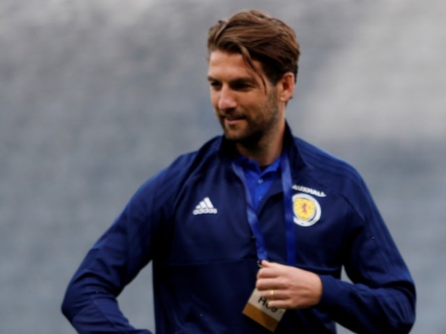 Charlie Mulgrew rejoins Dundee United on two-year deal