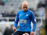 Huddersfield Town midfielder Aaron Mooy pictured in February 2019
