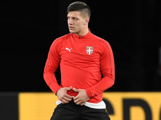 Chelsea 'leading United in race for Jovic'
