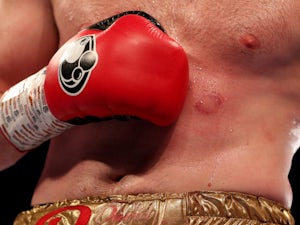 Kash Ali bites David Price during fight