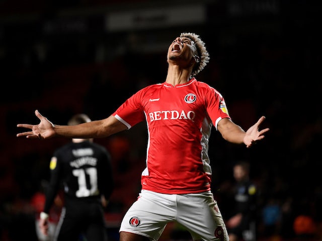 Unbeaten Charlton rescue late point against Barnsley