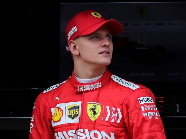 Schumacher tipped for Friday morning F1 seat