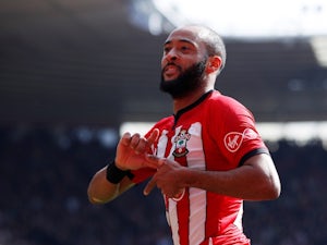 Redmond leaves Southampton to join Besiktas on permanent deal