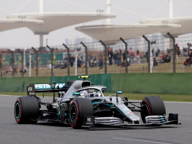 Valtteri Bottas pips Lewis Hamilton to pole in Baku