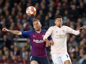 Arthur 'not considering Barcelona exit'
