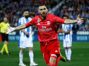 Zidane "delighted" for Benzema but demands more from Madrid