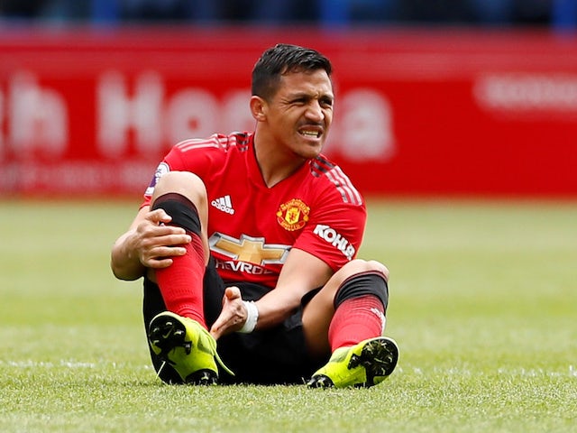 Alexis Sanchez 'to return early in order to prove fitness'