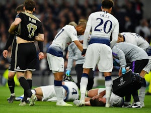 Jan Vertonghen lies on the ground following a clash of heads with Tottenham Hotspur teammate Toby Alderweireld in the meeting with Ajax on April 30, 2019